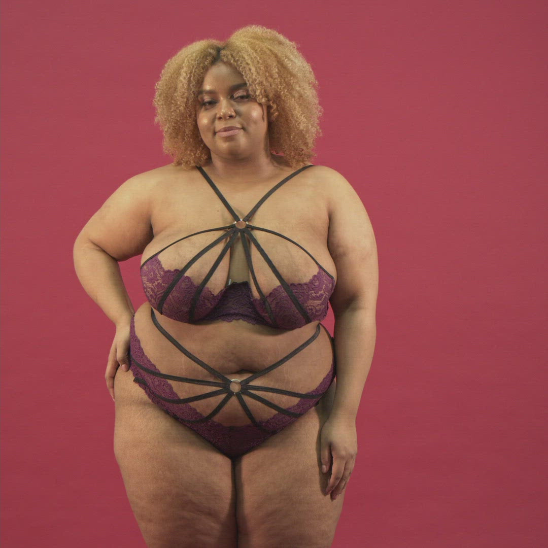 Forbidden love stitching cross bra set
